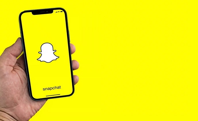 why do cleared conversations on snapchat reappear